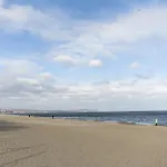 Lidio Z Widokiem Na Park